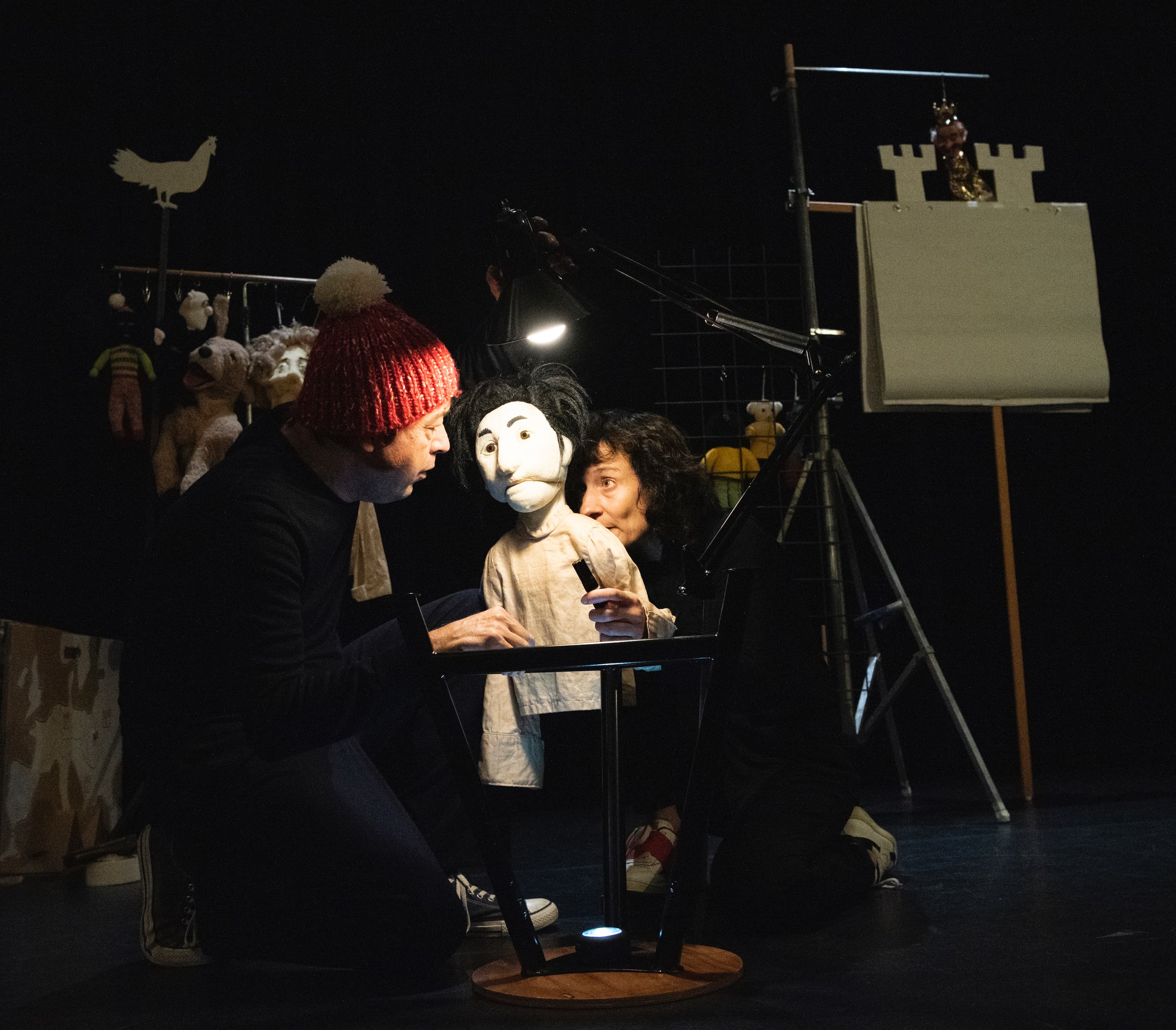 Sgaramusch_Rosa_1 (Bild Peter Pfister) - theater@sgaramusch.ch (1) (1).jpg